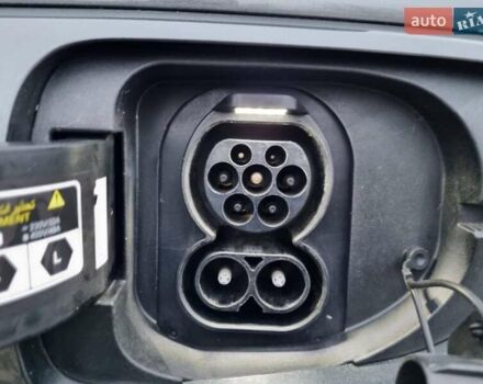 Серый Киа Niro, объемом двигателя 0 л и пробегом 42 тыс. км за 22850 $, фото 52 на Automoto.ua