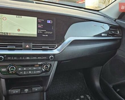 Серый Киа Niro, объемом двигателя 0 л и пробегом 40 тыс. км за 23300 $, фото 11 на Automoto.ua
