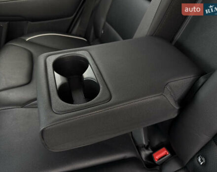 Серый Киа Niro, объемом двигателя 0 л и пробегом 82 тыс. км за 22900 $, фото 85 на Automoto.ua