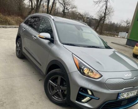 Серый Киа Niro, объемом двигателя 0 л и пробегом 54 тыс. км за 19999 $, фото 18 на Automoto.ua