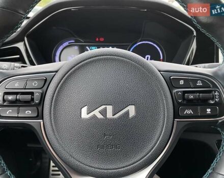 Сірий Кіа Niro, об'ємом двигуна 0 л та пробігом 86 тис. км за 23400 $, фото 36 на Automoto.ua