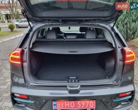 Серый Киа Niro, объемом двигателя 0 л и пробегом 42 тыс. км за 22850 $, фото 11 на Automoto.ua
