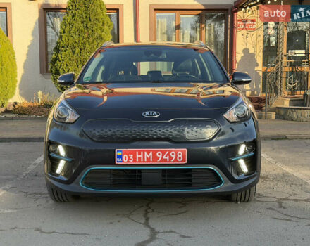 Серый Киа Niro, объемом двигателя 0 л и пробегом 157 тыс. км за 18350 $, фото 5 на Automoto.ua