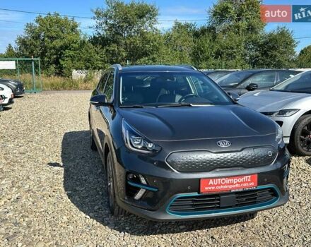 Серый Киа Niro, объемом двигателя 0 л и пробегом 97 тыс. км за 22200 $, фото 24 на Automoto.ua