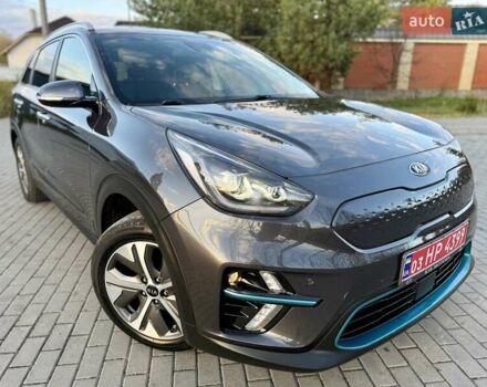 Киа Niro 2021 в Бердичеве на Automoto.ua Серый Киа Niro, объемом двигателя 0 л и пробегом 82 тыс. км за 19250 $, фото 4 на Automoto.ua