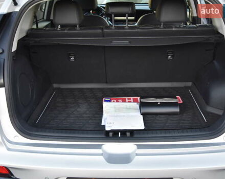 Серый Киа Niro, объемом двигателя 0 л и пробегом 23 тыс. км за 24590 $, фото 37 на Automoto.ua