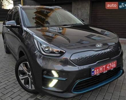 Сірий Кіа Niro, об'ємом двигуна 0 л та пробігом 136 тис. км за 18899 $, фото 1 на Automoto.ua