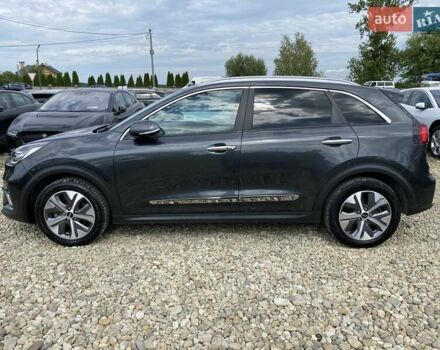 Серый Киа Niro, объемом двигателя 0 л и пробегом 66 тыс. км за 24200 $, фото 11 на Automoto.ua