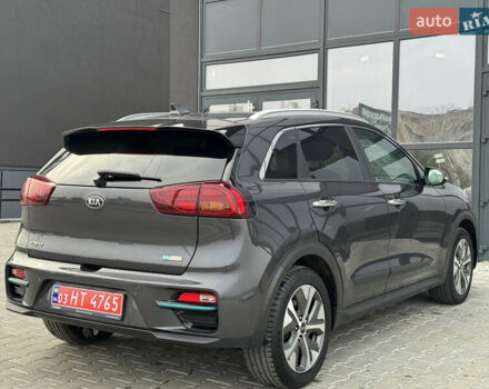 Серый Киа Niro, объемом двигателя 0 л и пробегом 147 тыс. км за 18450 $, фото 20 на Automoto.ua