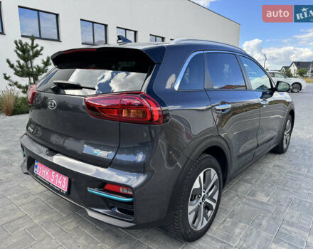 Сірий Кіа Niro, об'ємом двигуна 0 л та пробігом 138 тис. км за 19900 $, фото 4 на Automoto.ua