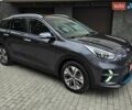 Серый Киа Niro, объемом двигателя 0 л и пробегом 153 тыс. км за 17950 $, фото 3 на Automoto.ua
