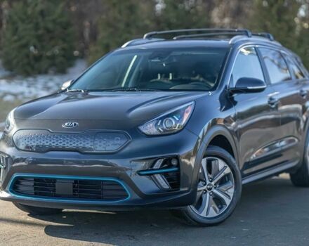 Серый Киа Niro, объемом двигателя 0 л и пробегом 25 тыс. км за 11900 $, фото 2 на Automoto.ua