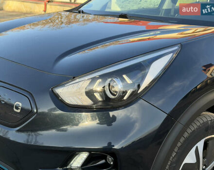 Серый Киа Niro, объемом двигателя 0 л и пробегом 157 тыс. км за 18350 $, фото 11 на Automoto.ua