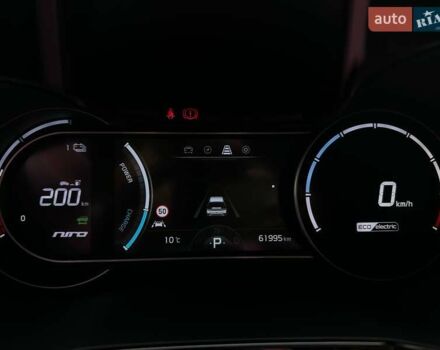 Серый Киа Niro, объемом двигателя 0 л и пробегом 62 тыс. км за 24600 $, фото 53 на Automoto.ua