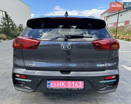 Сірий Кіа Niro, об'ємом двигуна 0 л та пробігом 138 тис. км за 19900 $, фото 3 на Automoto.ua