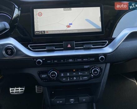 Серый Киа Niro, объемом двигателя 0 л и пробегом 67 тыс. км за 23400 $, фото 49 на Automoto.ua
