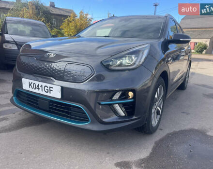 Сірий Кіа Niro, об'ємом двигуна 0 л та пробігом 140 тис. км за 18500 $, фото 14 на Automoto.ua