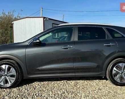 Сірий Кіа Niro, об'ємом двигуна 0 л та пробігом 37 тис. км за 24600 $, фото 21 на Automoto.ua