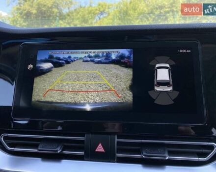 Серый Киа Niro, объемом двигателя 0 л и пробегом 67 тыс. км за 23400 $, фото 11 на Automoto.ua