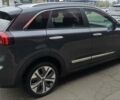 Киа Niro 2021 в Киеве на Automoto.ua Серый Киа Niro, объемом двигателя 0 л и пробегом 195 тыс. км за 16800 $, фото 17 на Automoto.ua