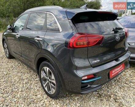 Серый Киа Niro, объемом двигателя 0 л и пробегом 67 тыс. км за 23400 $, фото 17 на Automoto.ua