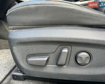 Сірий Кіа Niro, об'ємом двигуна 0 л та пробігом 138 тис. км за 19900 $, фото 15 на Automoto.ua