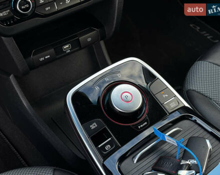 Сірий Кіа Niro, об'ємом двигуна 0 л та пробігом 50 тис. км за 19999 $, фото 21 на Automoto.ua