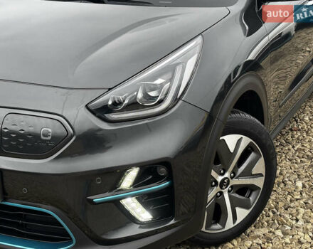 Серый Киа Niro, объемом двигателя 0 л и пробегом 39 тыс. км за 23100 $, фото 7 на Automoto.ua
