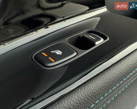 Сірий Кіа Niro, об'ємом двигуна 0 л та пробігом 97 тис. км за 22900 $, фото 89 на Automoto.ua