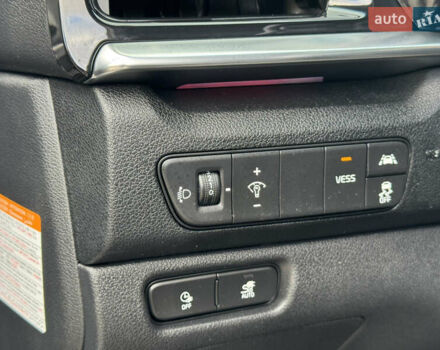 Сірий Кіа Niro, об'ємом двигуна 0 л та пробігом 141 тис. км за 17799 $, фото 32 на Automoto.ua