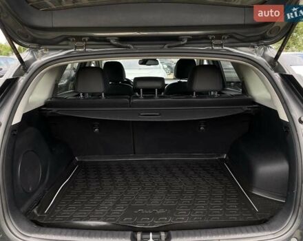 Серый Киа Niro, объемом двигателя 0 л и пробегом 66 тыс. км за 24200 $, фото 47 на Automoto.ua