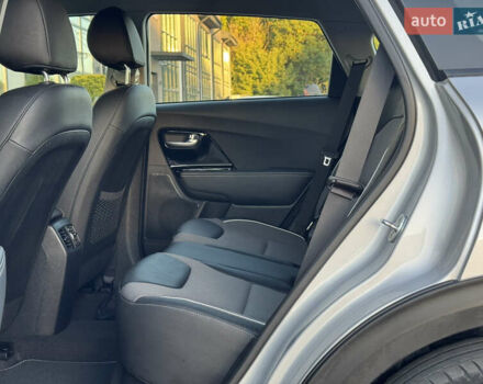 Серый Киа Niro, объемом двигателя 0 л и пробегом 139 тыс. км за 17999 $, фото 35 на Automoto.ua