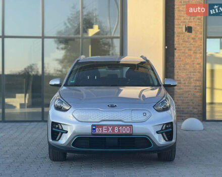 Серый Киа Niro, объемом двигателя 0 л и пробегом 139 тыс. км за 17999 $, фото 5 на Automoto.ua