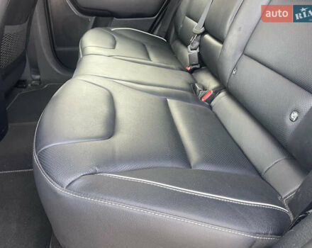 Сірий Кіа Niro, об'ємом двигуна 0 л та пробігом 140 тис. км за 18500 $, фото 25 на Automoto.ua