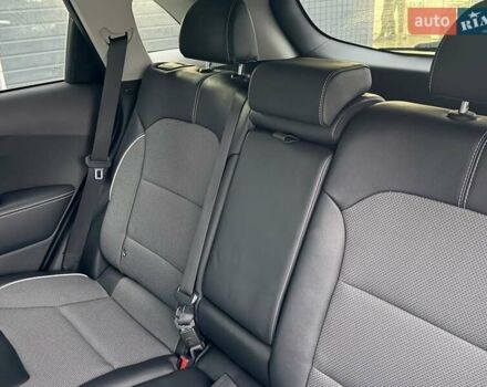 Серый Киа Niro, объемом двигателя 0 л и пробегом 47 тыс. км за 23890 $, фото 26 на Automoto.ua