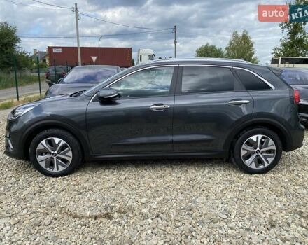 Серый Киа Niro, объемом двигателя 0 л и пробегом 67 тыс. км за 23400 $, фото 16 на Automoto.ua