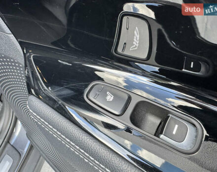 Сірий Кіа Niro, об'ємом двигуна 0 л та пробігом 138 тис. км за 19900 $, фото 21 на Automoto.ua