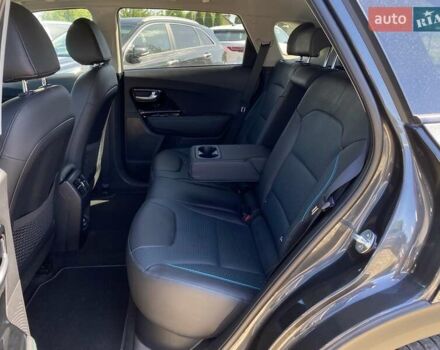 Серый Киа Niro, объемом двигателя 0 л и пробегом 67 тыс. км за 23400 $, фото 31 на Automoto.ua