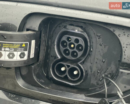 Сірий Кіа Niro, об'ємом двигуна 0 л та пробігом 52 тис. км за 22999 $, фото 23 на Automoto.ua