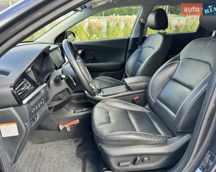 Сірий Кіа Niro, об'ємом двигуна 0 л та пробігом 138 тис. км за 19900 $, фото 13 на Automoto.ua