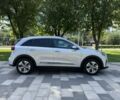 Серый Киа Niro, объемом двигателя 2 л и пробегом 98 тыс. км за 19200 $, фото 1 на Automoto.ua