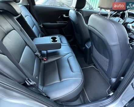 Серый Киа Niro, объемом двигателя 1.6 л и пробегом 57 тыс. км за 24900 $, фото 40 на Automoto.ua