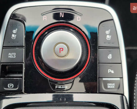 Сірий Кіа Niro, об'ємом двигуна 0 л та пробігом 106 тис. км за 20950 $, фото 14 на Automoto.ua