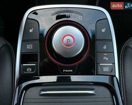 Сірий Кіа Niro, об'ємом двигуна 0 л та пробігом 37 тис. км за 23600 $, фото 75 на Automoto.ua