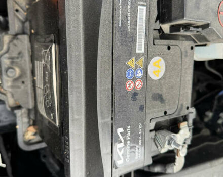 Серый Киа Niro, объемом двигателя 0 л и пробегом 147 тыс. км за 18450 $, фото 82 на Automoto.ua