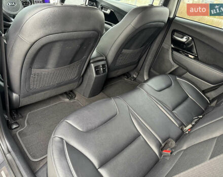 Серый Киа Niro, объемом двигателя 0 л и пробегом 147 тыс. км за 18450 $, фото 50 на Automoto.ua