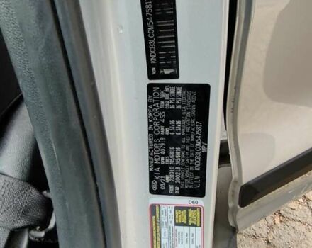 Сірий Кіа Niro, об'ємом двигуна 1.58 л та пробігом 115 тис. км за 19800 $, фото 26 на Automoto.ua