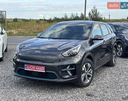 Серый Киа Niro, объемом двигателя 0 л и пробегом 52 тыс. км за 20750 $, фото 2 на Automoto.ua