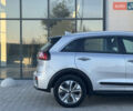 Серый Киа Niro, объемом двигателя 0 л и пробегом 139 тыс. км за 17999 $, фото 22 на Automoto.ua