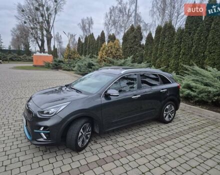 Серый Киа Niro, объемом двигателя 0 л и пробегом 79 тыс. км за 20450 $, фото 7 на Automoto.ua